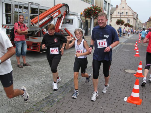 ../Images/BenefizlaufMerseburg2010 (92).jpg
